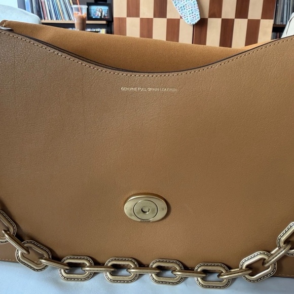 Coach Retail Chain Tabby 30 in Honey Brown with Brass Hardware - Picture 10 of 11